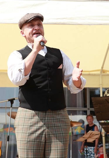 img00033.jpg