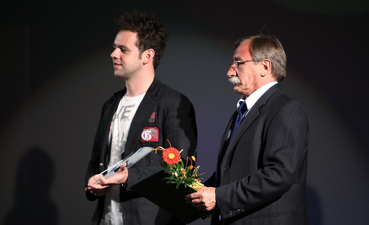 img00132.jpg