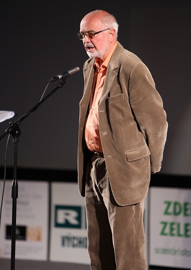 img00137.jpg